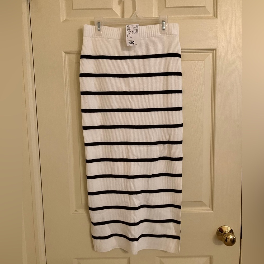 H&M Striped Skirt